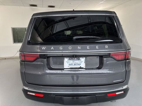 Used 2024 Jeep Wagoneer Series II AWD/4WD image 7