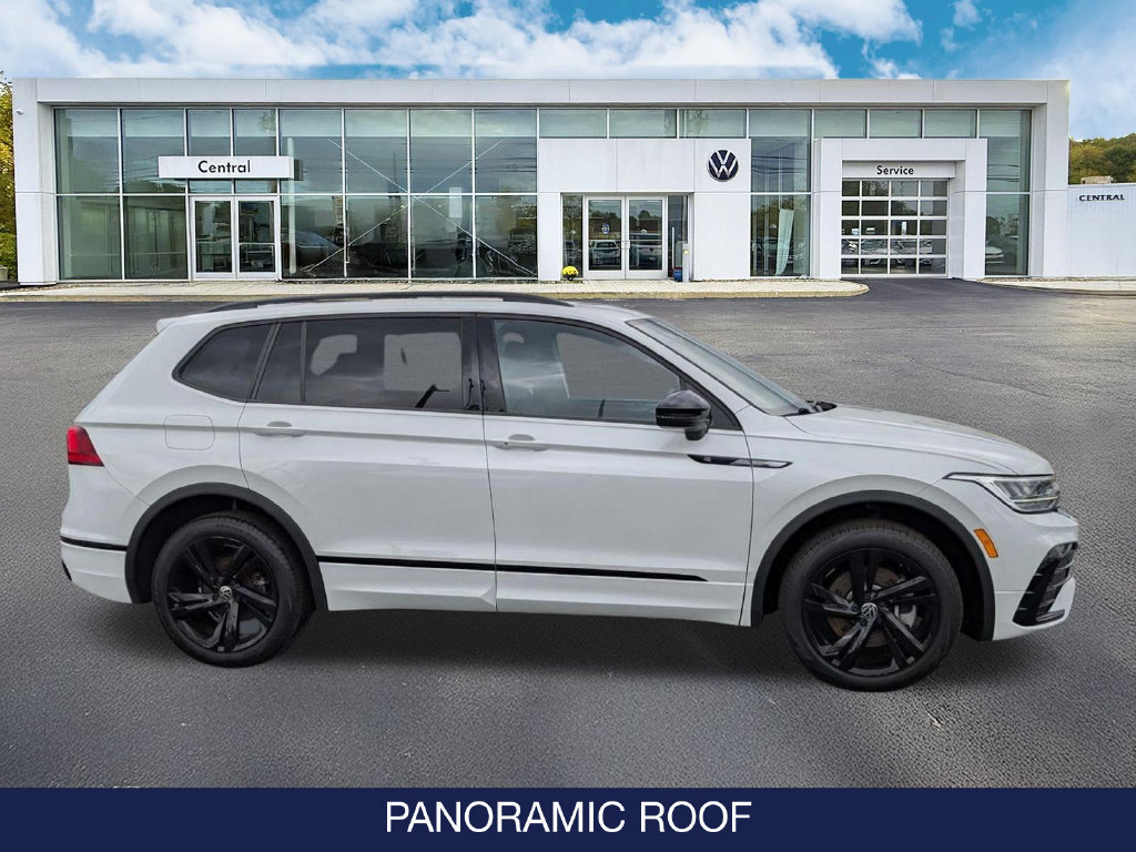 Certified 2023 Volkswagen Tiguan SE R-Line AWD/4WD image 9