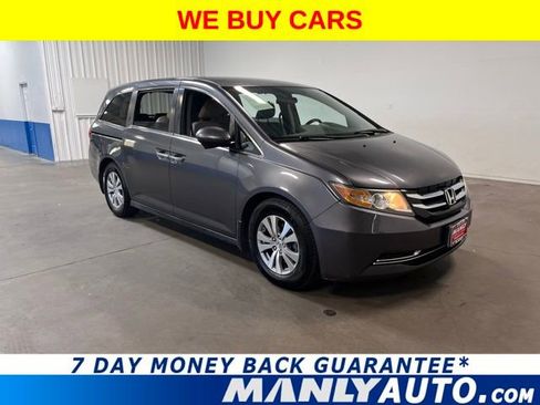 Used 2017 Honda Odyssey SE image 1