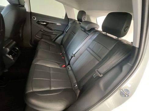 Used 2022 Land Rover Range Rover Evoque S image 22