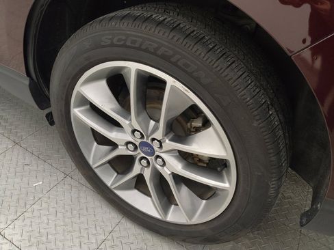 Used 2018 Ford Edge Titanium w/ Equipment Group 302A image 31