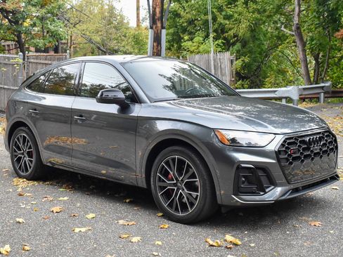 Used 2023 Audi SQ5 Premium Plus w/ Premium Plus Package image 13