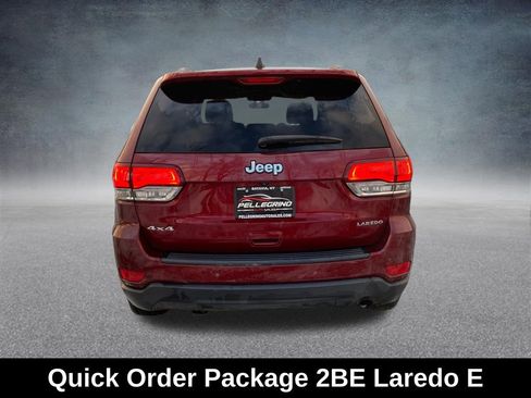 Used 2020 Jeep Grand Cherokee Laredo image 5
