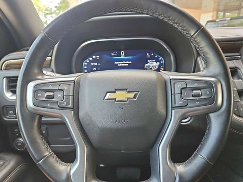 Used 2023 Chevrolet Suburban Premier AWD/4WD image 45