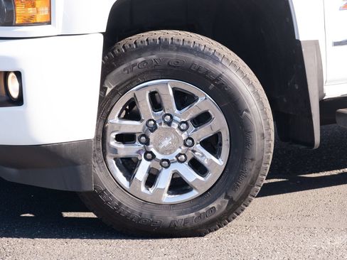 Used 2019 Chevrolet Silverado 3500 LTZ w/ LTZ Plus Package AWD/4WD image 22