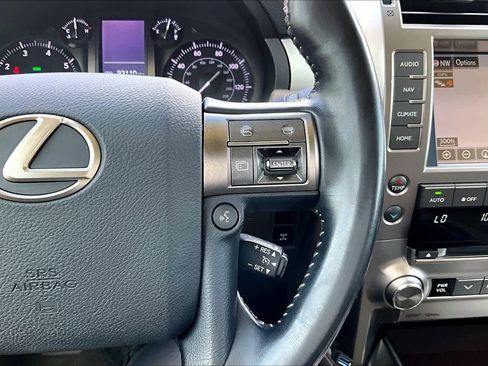 Used 2019 Lexus GX 460 Premium image 24
