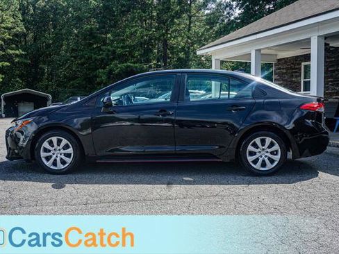 Used 2021 Toyota Corolla LE FWD image 8