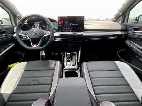 New 2025 Volkswagen GTI SE image 5