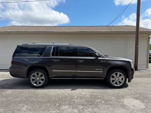 Used 2016 GMC Yukon XL Denali w/ Open Road Package AWD/4WD image 1
