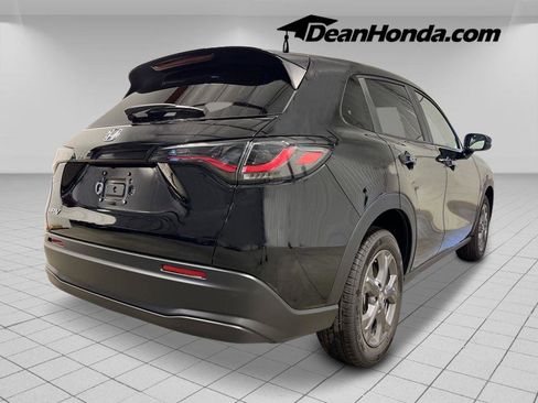 New 2026 Honda HR-V LX image 5