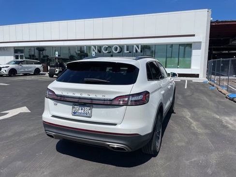 Used 2022 Lincoln Nautilus Reserve w/ Equipment Group 201A image 4