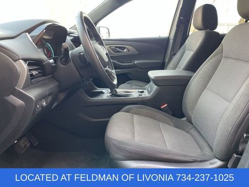 Certified 2023 Chevrolet Traverse LT image 18