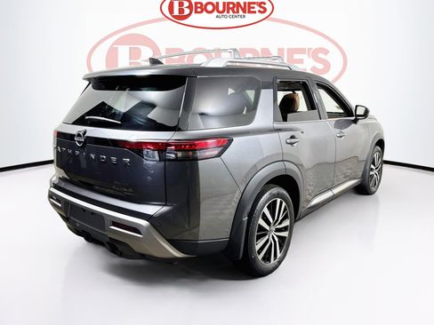Used 2023 Nissan Pathfinder Platinum w/ Cargo Package image 10