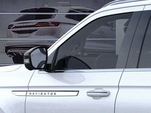 New 2025 Lincoln Navigator Reserve AWD/4WD image 20