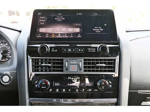 Used 2024 Nissan Armada Platinum w/ Captain's Chairs Package image 23