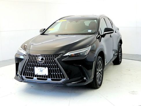 Used 2024 Lexus NX 350 AWD image 2