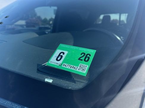 Used 2020 Chevrolet Silverado 1500 LT w/ Texas Edition image 29