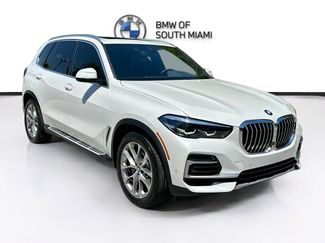 Used 2023 BMW X5 sDrive40i w/ Parking Assistance Package video 1