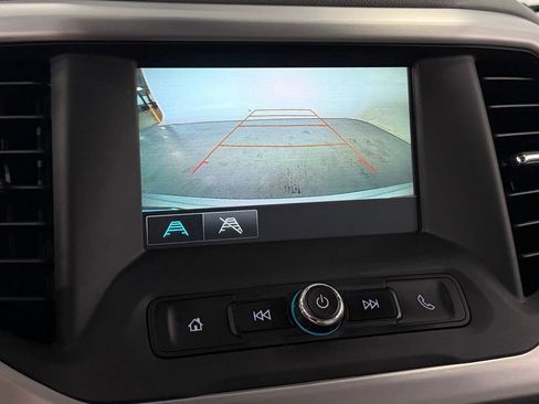 Used 2019 GMC Acadia SLE FWD image 19