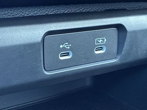 Certified 2025 Honda Accord LX image 32