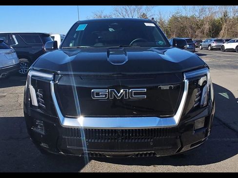 Used 2025 GMC Sierra EV Denali image 6