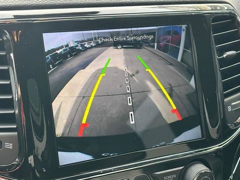 Used 2022 Jeep Grand Cherokee Limited w/ Trailer Tow Group IV image 29