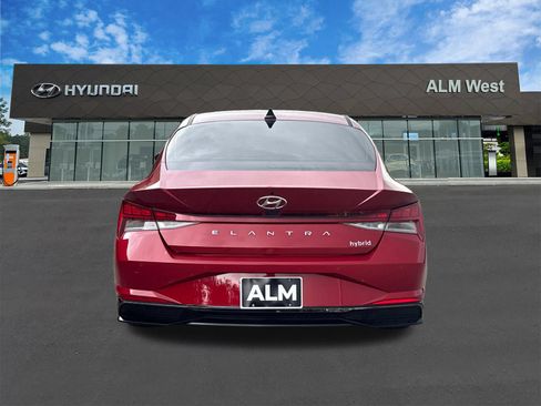 Used 2023 Hyundai Elantra Limited FWD image 6