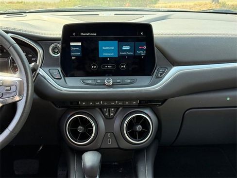 Used 2023 Chevrolet Blazer LT w/ Driver Confidence Package image 14