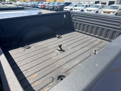 Used 2025 RAM 3500 Laramie AWD/4WD image 11