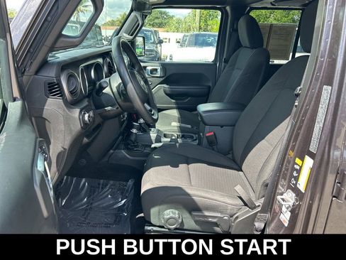 Used 2021 Jeep Wrangler Unlimited Sport AWD/4WD image 10
