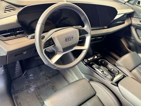 Used 2025 Audi Q6 e-tron Premium Plus w/ Premium Plus image 9