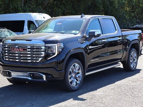 New 2026 GMC Sierra 1500 Denali w/ Denali Reserve Package AWD/4WD image 2