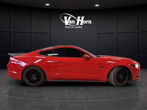 Used 2017 Ford Mustang GT w/ GT Performance Package image 2