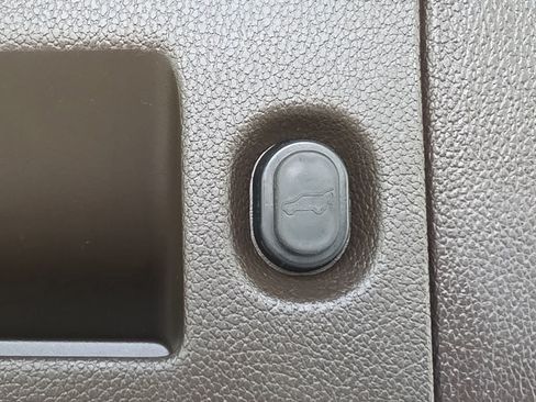 Used 2017 Chevrolet Tahoe Premier w/ Max Trailering Package AWD/4WD image 38