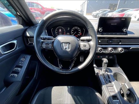 Used 2023 Honda Civic Sport image 6