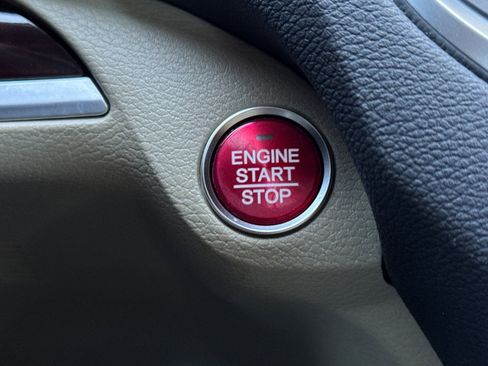 Used 2015 Acura TLX V6 w/ Technology Package FWD image 23