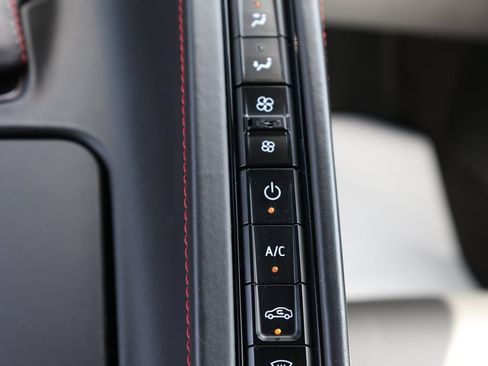 Used 2023 Chevrolet Corvette Stingray Premium Cpe w/ Z51 Performance Package RWD image 22