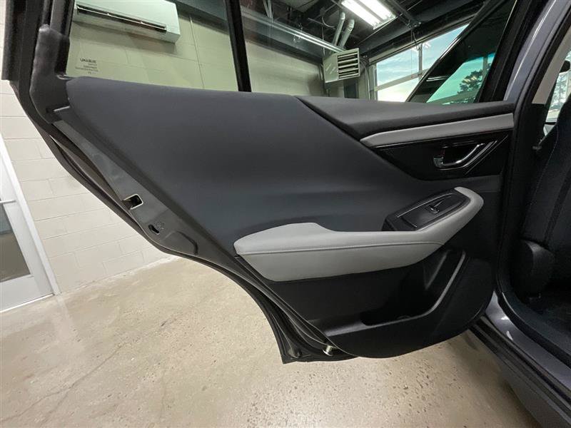 Used 2022 Subaru Outback Premium AWD/4WD image 23
