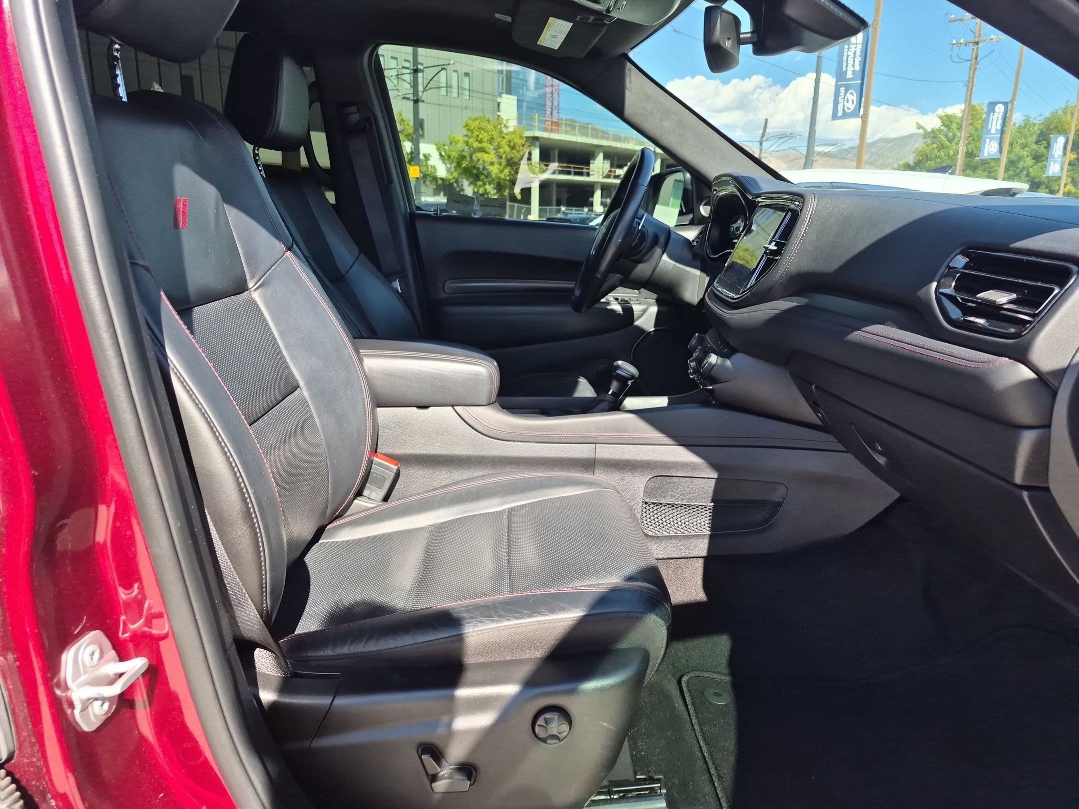 Used 2022 Dodge Durango R/T AWD/4WD image 32