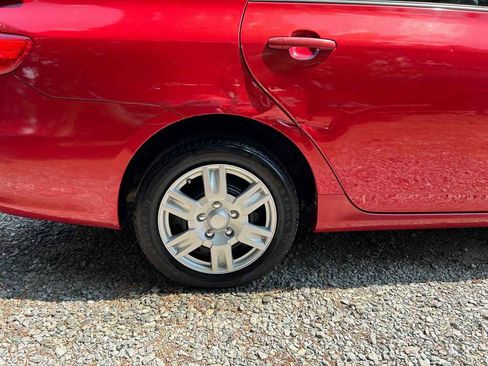 Used 2012 Toyota Corolla LE FWD image 18