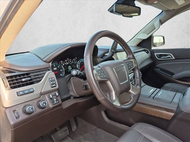 Used 2019 GMC Yukon Denali w/ Denali Ultimate Package AWD/4WD image 5