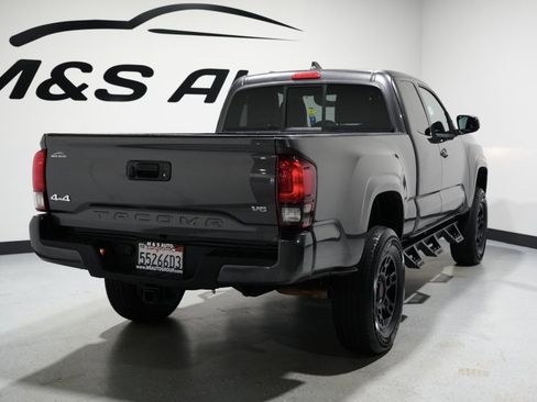 Used 2021 Toyota Tacoma SR image 8