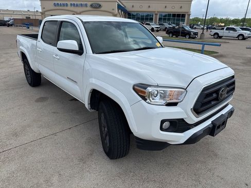 Used 2023 Toyota Tacoma SR5 image 17