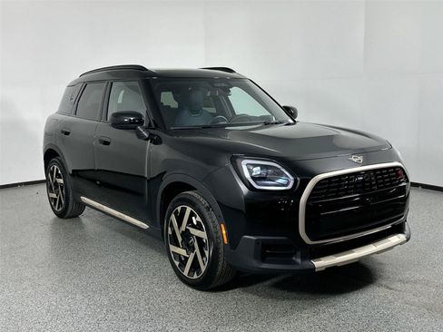 Used 2025 MINI Cooper Countryman S w/ Comfort Package Max AWD/4WD image 3