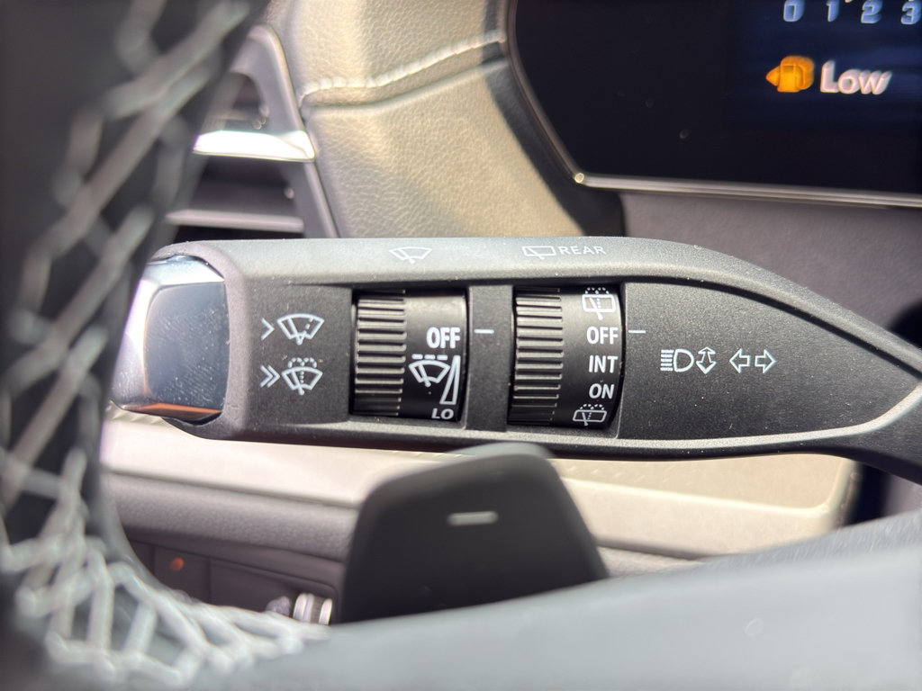 New 2026 Chevrolet Traverse LT w/ Driver Confidence Package FWD image 15