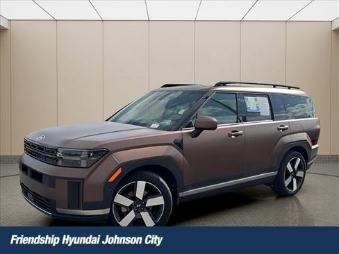 Used 2025 Hyundai Santa Fe Limited AWD/4WD image 1
