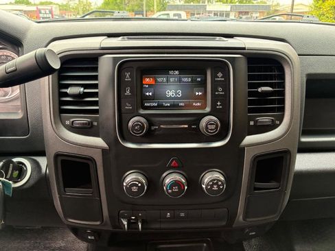 Used 2017 RAM 2500 Tradesman w/ Chrome Appearance Group image 16