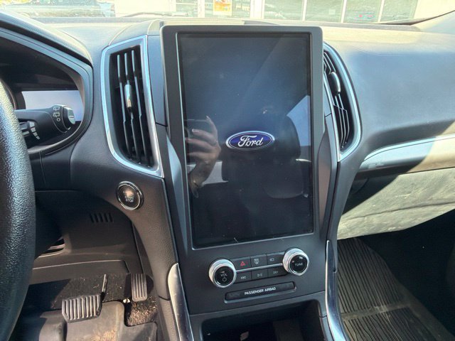 Used 2022 Ford Edge Titanium w/ Equipment Group 301A AWD/4WD image 6
