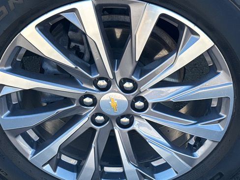 Certified 2023 Chevrolet Traverse Premier AWD/4WD image 10