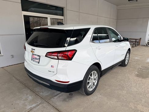 Used 2023 Chevrolet Equinox LT AWD/4WD image 7